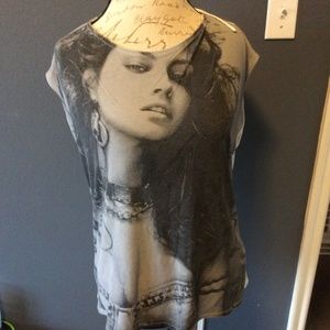 Women's Guess Open Back T Shirt Size M